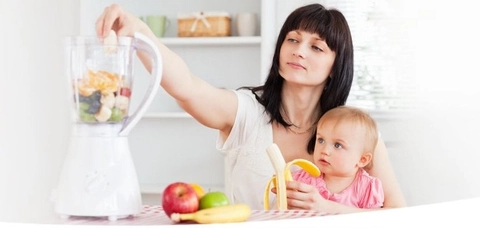 Что категорически нельзя есть и пить кормящим мамам?
