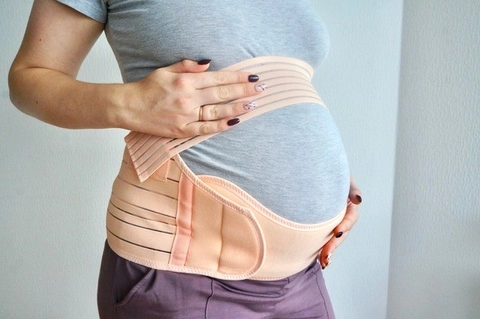 Бандаж для беременных: что, для чего, как и когда его носить?