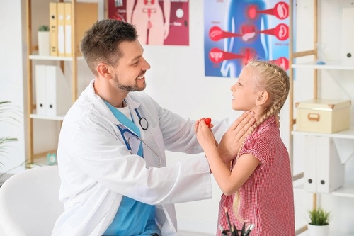 Щитовидная железа у детей. Как заподозрить проблемы? Image #1